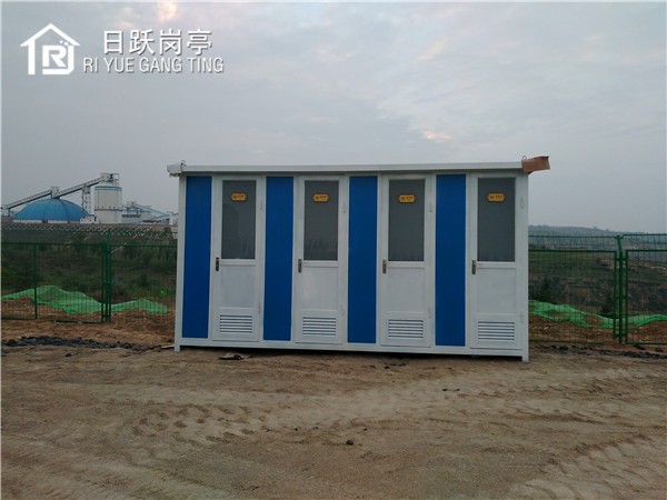 鹤壁薛家湾电厂移动厕所安装到位